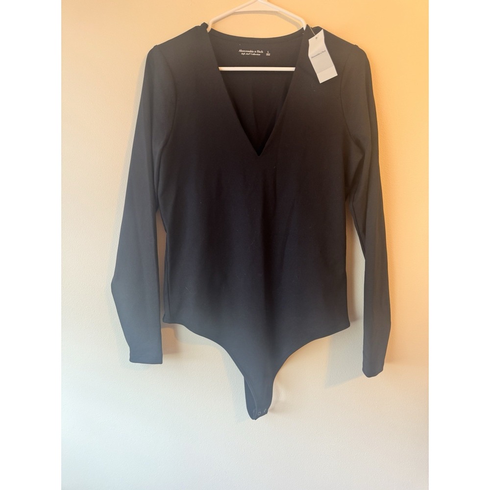 Ambercrobie & Fitch 1 Piece Body Suit Size Large‎